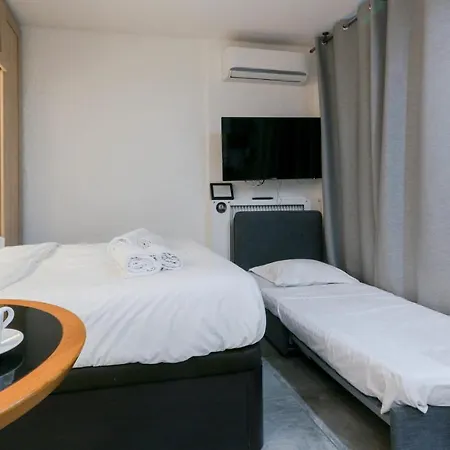 Ac Studio With Garden And Parking - Benakey